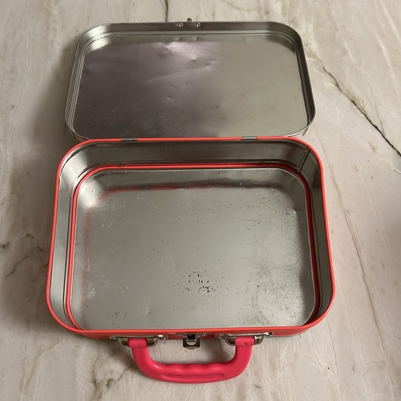 Metal Lunchbox, 10” x 7.5” - Picture 9 of 16